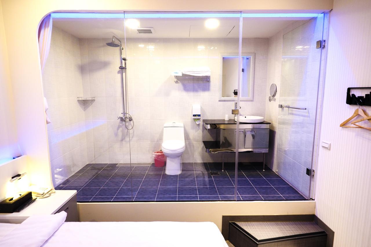 Galaxia Business Hotel Taizhong Zewnętrze zdjęcie