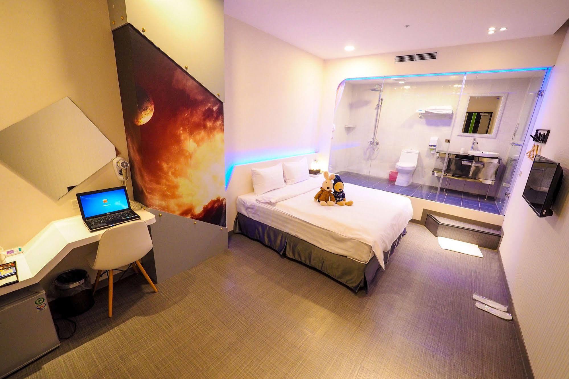 Galaxia Business Hotel Taizhong Zewnętrze zdjęcie