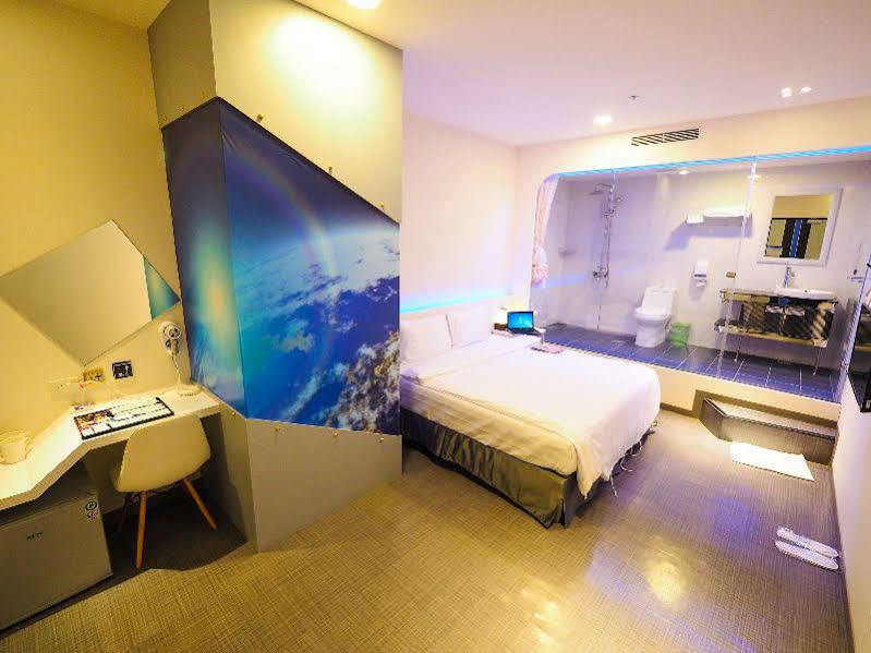 Galaxia Business Hotel Taizhong Zewnętrze zdjęcie