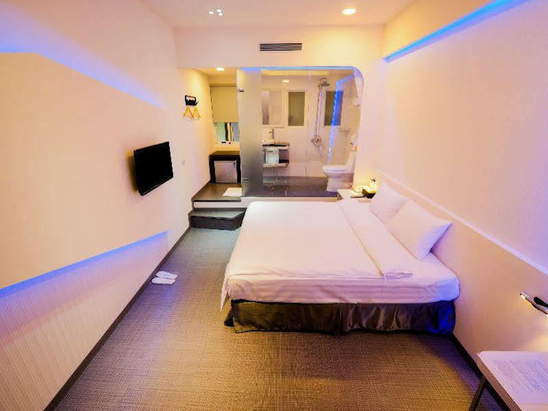Galaxia Business Hotel Taizhong Zewnętrze zdjęcie