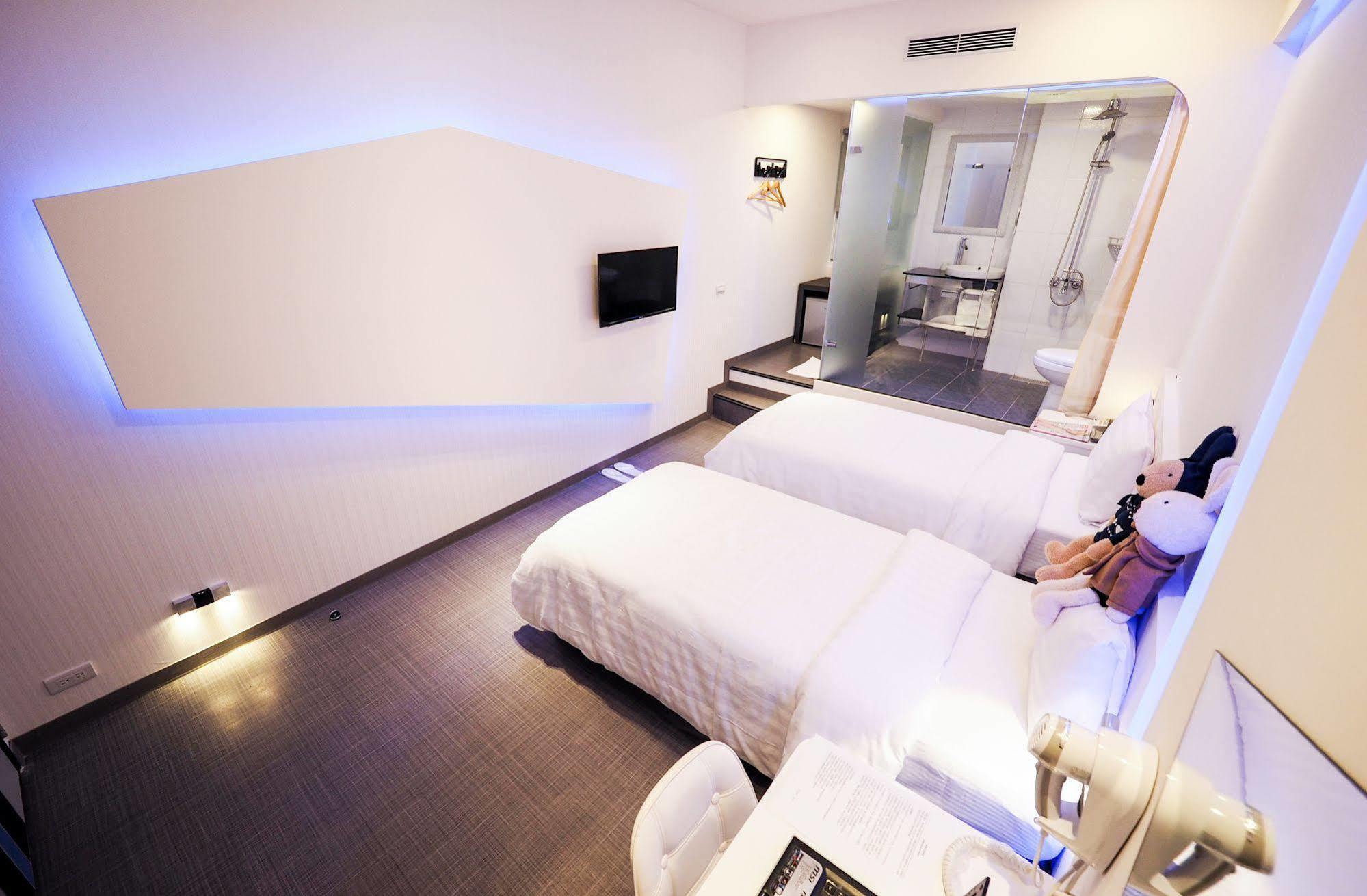 Galaxia Business Hotel Taizhong Zewnętrze zdjęcie